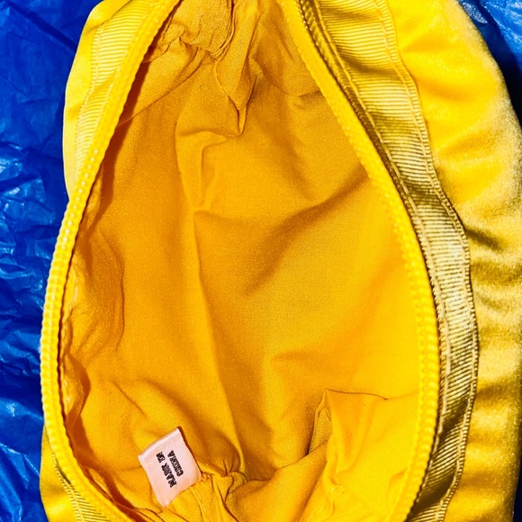 ⓈⓄⓁⒹRare mini pouch - Picture 4 of 4